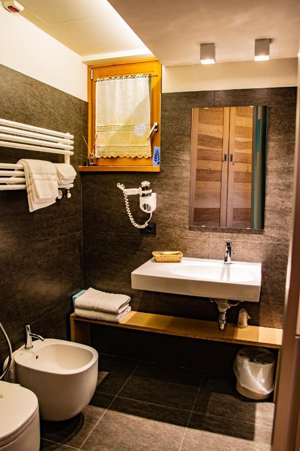 Hotel Dufour Gressoney-la-Trinité Екстериор снимка