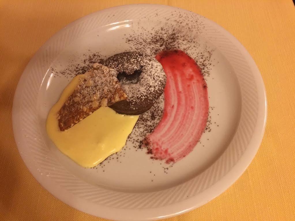 Hotel Dufour Gressoney-la-Trinité Екстериор снимка
